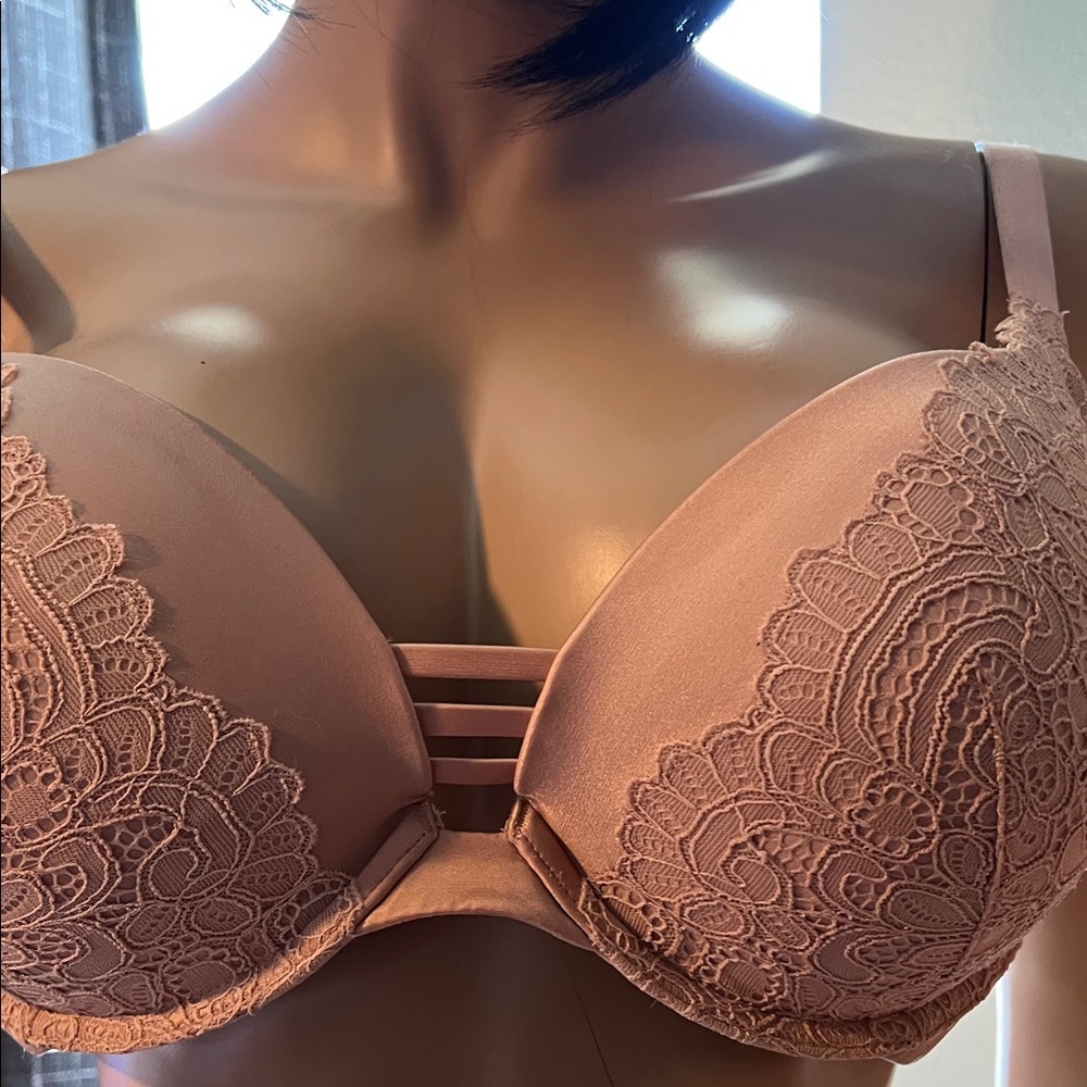 NWOT Soma Stunning Push Up Bra S 38D